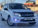 ВАЗ (Lada) Granta 2190 2015 годаүшін2 800 000 тг. в Уральск – фото 2