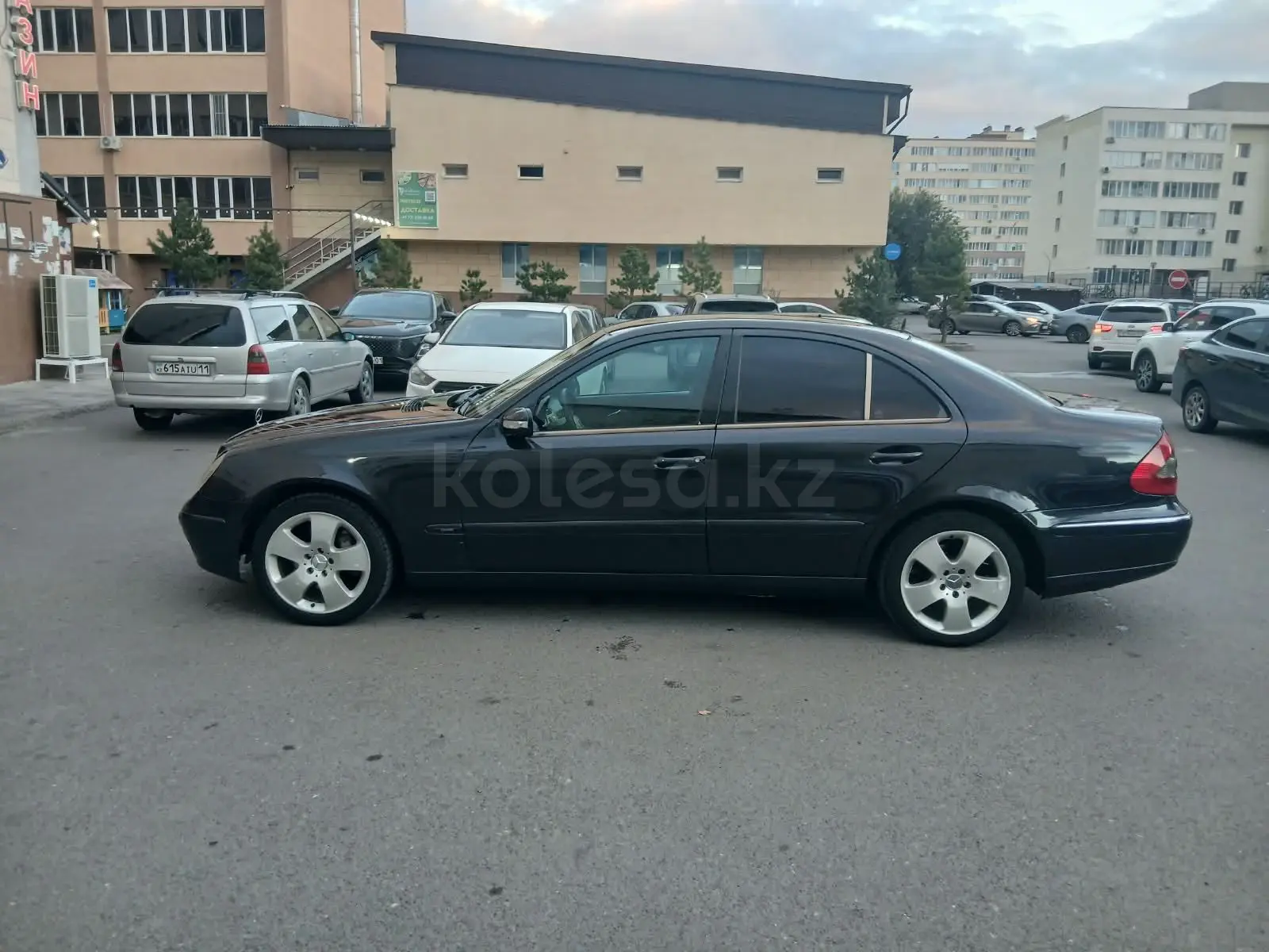 Mercedes-Benz E-Class, 2002