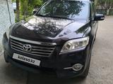 Toyota RAV4 2010 года за 6 800 000 тг. в Актобе