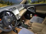 Toyota RAV4 2010 года за 6 900 000 тг. в Актобе – фото 3
