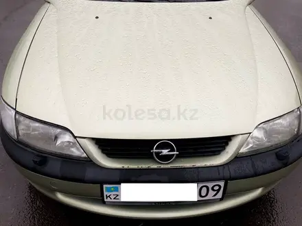 Opel Vectra 1996 года за 1 800 000 тг. в Караганда – фото 3