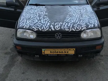 Volkswagen Golf 1992 года за 600 000 тг. в Актобе