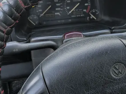 Volkswagen Golf 1992 года за 600 000 тг. в Актобе – фото 4