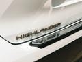 Toyota Highlander Luxe 2023 года за 35 500 000 тг. в Актау – фото 6
