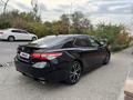 Toyota Camry 2020 года за 9 700 000 тг. в Алматы – фото 3