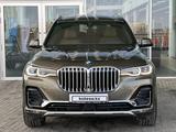 BMW X7 2021 года за 48 500 000 тг. в Алматы – фото 2