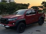 Toyota Hilux 2024 года за 29 000 000 тг. в Актау