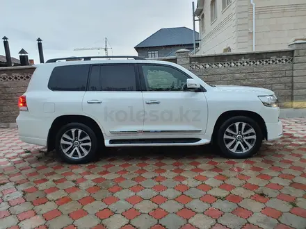 Toyota Land Cruiser 2017 года за 29 000 000 тг. в Астана – фото 3