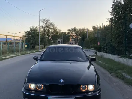 BMW 5 Series, 1999