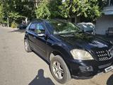 Mercedes-Benz ML 350 2005 годаүшін5 300 000 тг. в Астана – фото 2