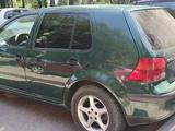 Volkswagen Golf 2000 годаүшін2 800 000 тг. в Алматы