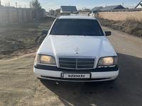 Mercedes-Benz C 200 1994 годаfor1 600 000 тг. в Астана