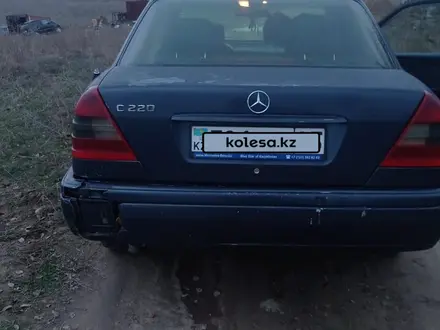 Mercedes-Benz C 220 1995 года за 1 600 000 тг. в Талдыкорган – фото 2