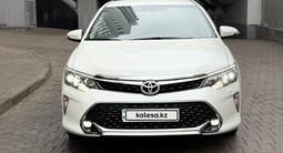 Toyota Camry 2017 годаfor14 500 000 тг. в Шымкент