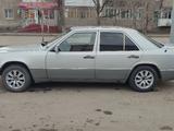 Mercedes-Benz E 230 1992 года за 1 350 000 тг. в Астана