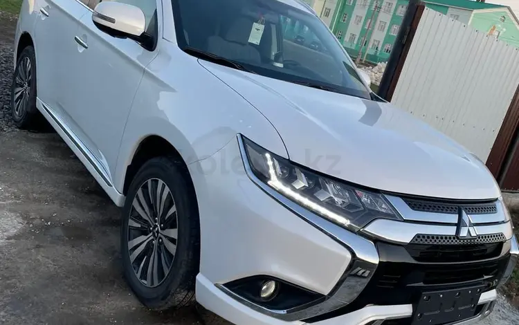 Mitsubishi Outlander 2022 годаүшін15 000 000 тг. в Актобе