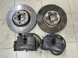 Тормозные диски супорта Audi Skoda Volkswagen за 10 000 тг. в Алматы