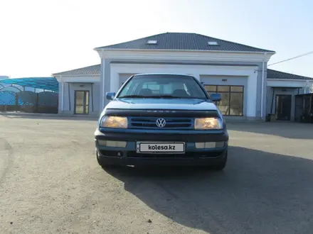 Volkswagen Vento 1993 года за 1 830 000 тг. в Караганда – фото 3