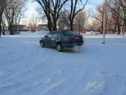 Volkswagen Vento 1993 года за 1 830 000 тг. в Караганда – фото 36