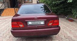 Mercedes-Benz E 230 1996 годаfor3 300 000 тг. в Алматы – фото 5