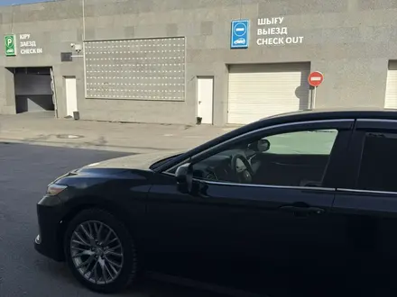 Toyota Camry 2022 года за 14 000 000 тг. в Шымкент – фото 9
