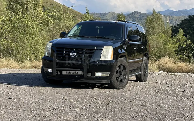 Cadillac Escalade 2007 годаүшін12 000 000 тг. в Алматы