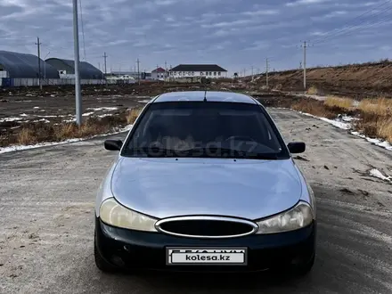 Ford Mondeo 1998 года за 1 200 000 тг. в Атырау – фото 2