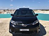 Toyota Sienna 2018 года за 15 000 000 тг. в Уральск – фото 2