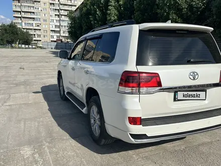 Toyota Land Cruiser 2019 года за 33 000 000 тг. в Семей – фото 5