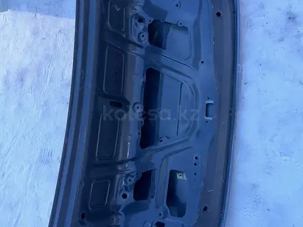Крышка багажника оригинал за 187 000 тг. в Астана – фото 4
