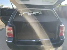 Volkswagen Passat, 2002