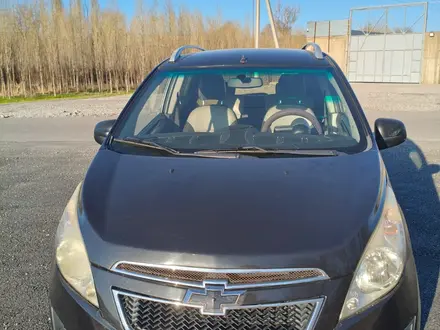 Chevrolet Spark 2011 года за 2 600 000 тг. в Шымкент – фото 6