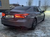 Toyota Camry 2021 годаүшін18 000 000 тг. в Актобе – фото 5