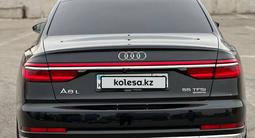 Audi A8 2018 года за 42 800 000 тг. в Алматы – фото 3