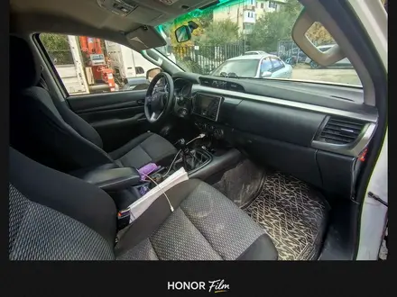 Toyota Hilux 2018 года за 17 000 000 тг. в Актобе – фото 5