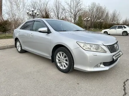 Toyota Camry 2011 года за 10 500 000 тг. в Шымкент – фото 2