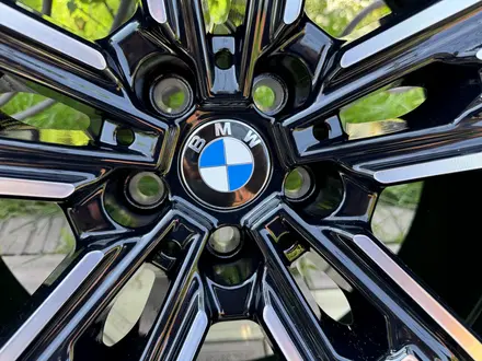 Оригинальные диски R21 для BMW 5, 6, 7 серии, BMW I5, BMW I7 БМВ за 870 000 тг. в Алматы – фото 4