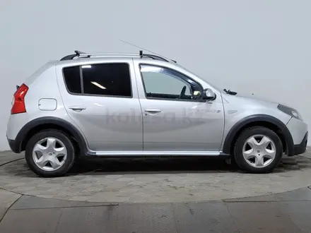 Renault Sandero Stepway 2014 года за 2 500 000 тг. в Астана – фото 4