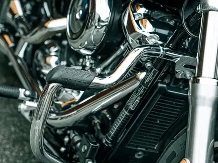 Harley-Davidson  Low Rider 2018 года за 10 500 000 тг. в Алматы – фото 7