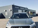 Hyundai Santa Fe 2019 года за 10 950 000 тг. в Астана