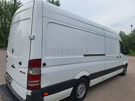 Mercedes-Benz Sprinter 2010 года за 9 500 000 тг. в Алматы – фото 4