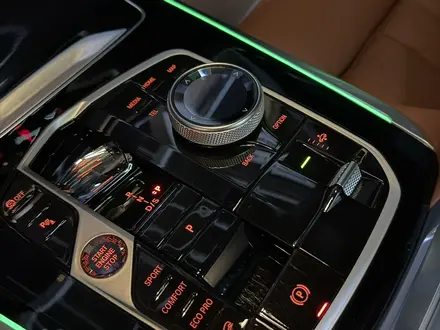 BMW X7 2024 года за 70 000 000 тг. в Алматы – фото 13