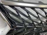 Решетка радиатора в сборе LX 570 хром молдинг никель superiorүшін130 000 тг. в Алматы – фото 5