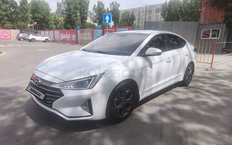 Hyundai Elantra 2019 годаүшін8 000 000 тг. в Алматы