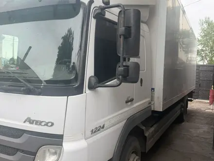 Mercedes-Benz  Atego 2011 года за 14 000 000 тг. в Астана