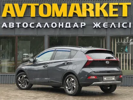 Hyundai Bayon 2023 года за 7 600 000 тг. в Уральск – фото 4