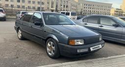Volkswagen Passat 1990 года за 700 000 тг. в Астана – фото 2