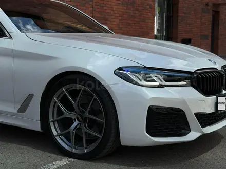 BMW 540 2017 года за 18 900 000 тг. в Астана – фото 3