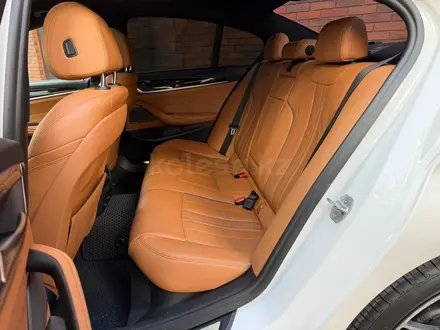 BMW 540 2017 года за 18 900 000 тг. в Астана – фото 9