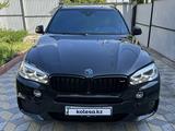 BMW X5 2016 года за 14 800 000 тг. в Алматы – фото 2